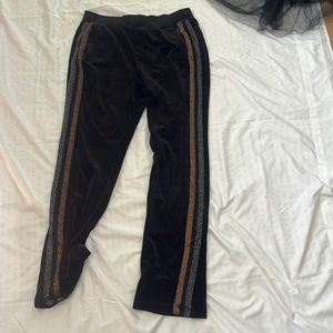 Pam and Gela velour sweatpants never worn